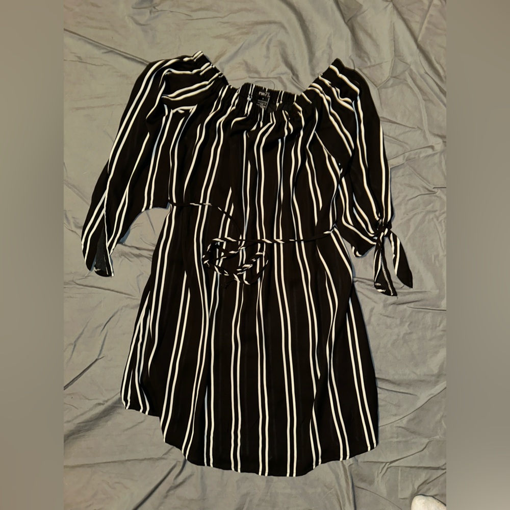 Rue 21 Dress